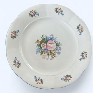 TableTops Unlimited Victorian Rose Scalloped Round Serving Dish